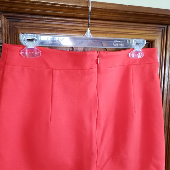 Forever 21 Structured Shift Mini Skirt w/ Patch Pockets NWOT! - Red, Size S - Picture 6 of 14